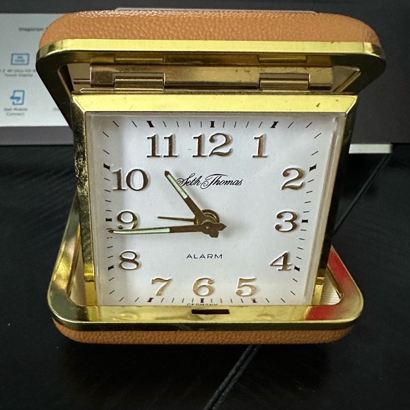 Other | Vintage Seth Thomas Folding Wind Up Travel Alarm Clock W ...